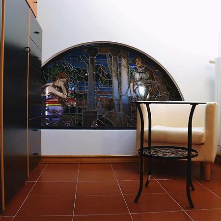 Beb Cornelia Bed & Breakfast Atri Bagian luar foto