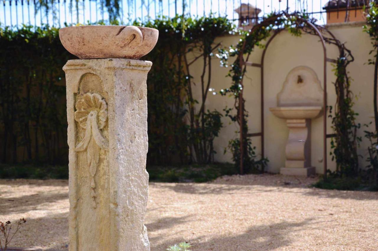 Beb Cornelia Bed & Breakfast Atri Bagian luar foto