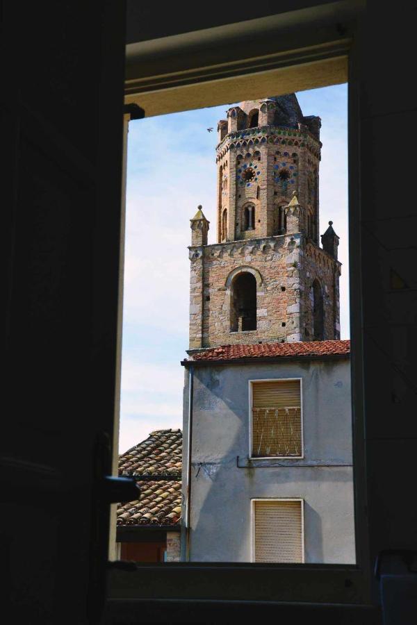 Beb Cornelia Bed & Breakfast Atri Bagian luar foto